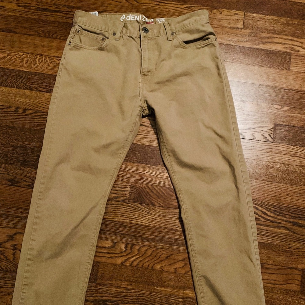Levi’s denizen khaki taper fit pants